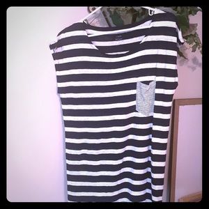 ✅ 5/$20 pick!  JCrew Top